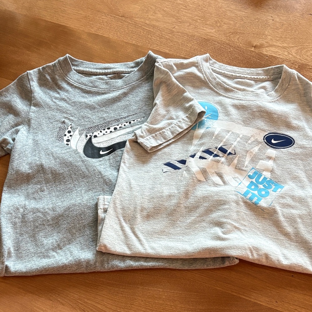 Nike Kids Gray and Blue Graphic Tees Youth XS